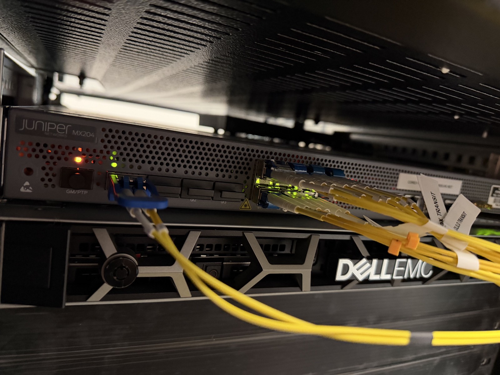 The Juniper MX204 router and Dell EMC kit serving FyfeWeb's London VPS in Telehouse North